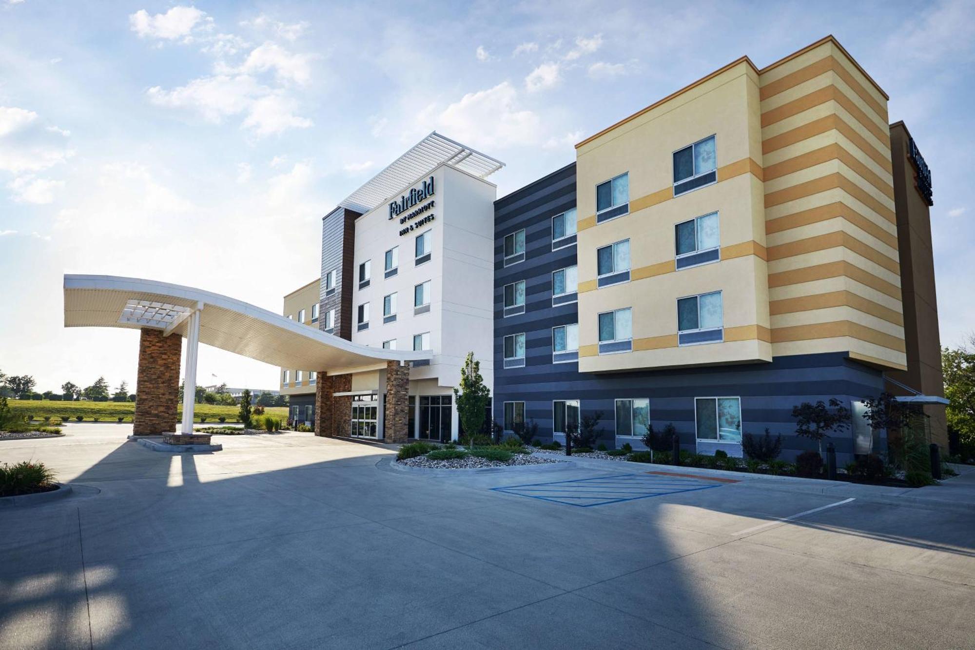 Fairfield Inn & Suites By Marriott Kansas City Belton Zewnętrze zdjęcie